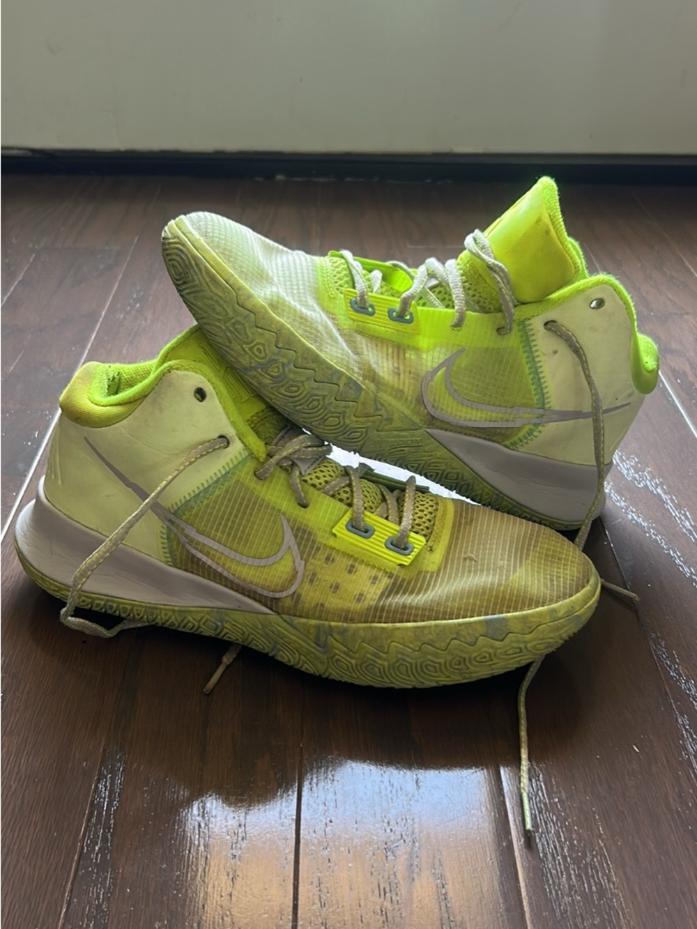 Nike neon green Kyrie Flytrap 4 mens basketball shoes